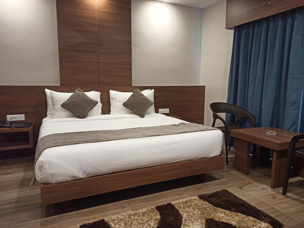 Hotel Tree Fern Dibrugarh Eksteriør bilde