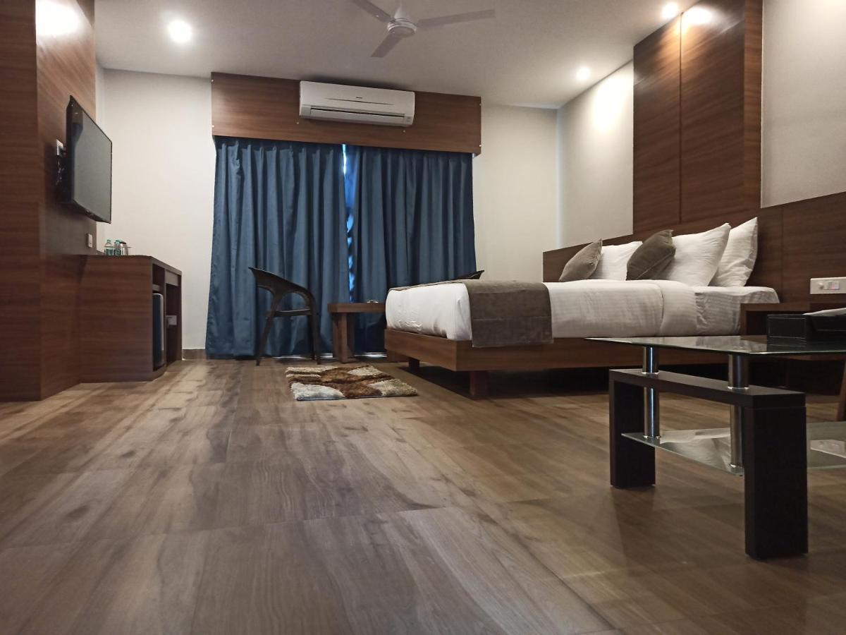 Hotel Tree Fern Dibrugarh Eksteriør bilde