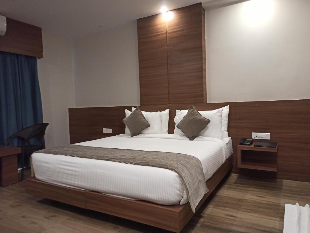 Hotel Tree Fern Dibrugarh Eksteriør bilde
