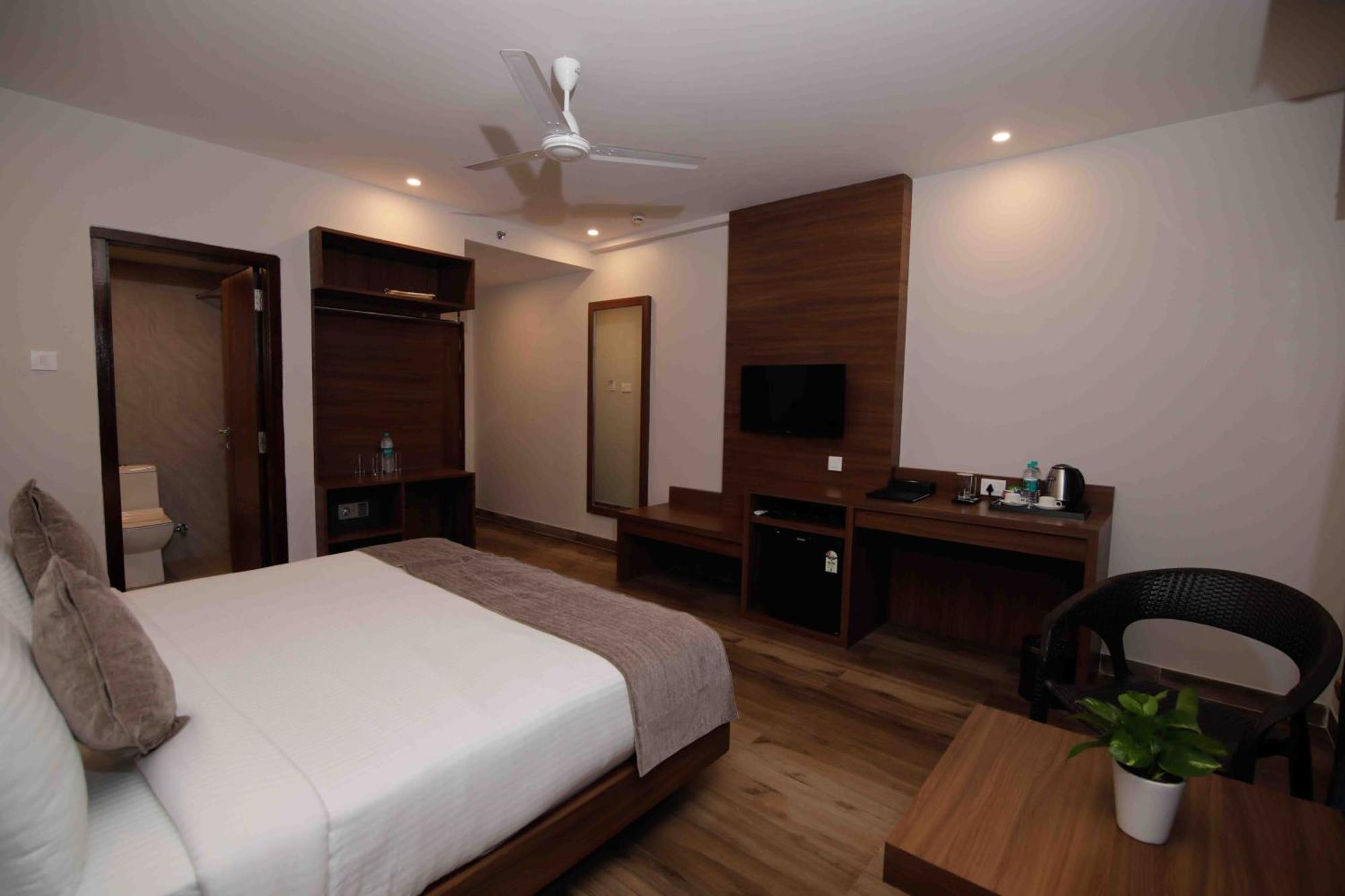 Hotel Tree Fern Dibrugarh Eksteriør bilde