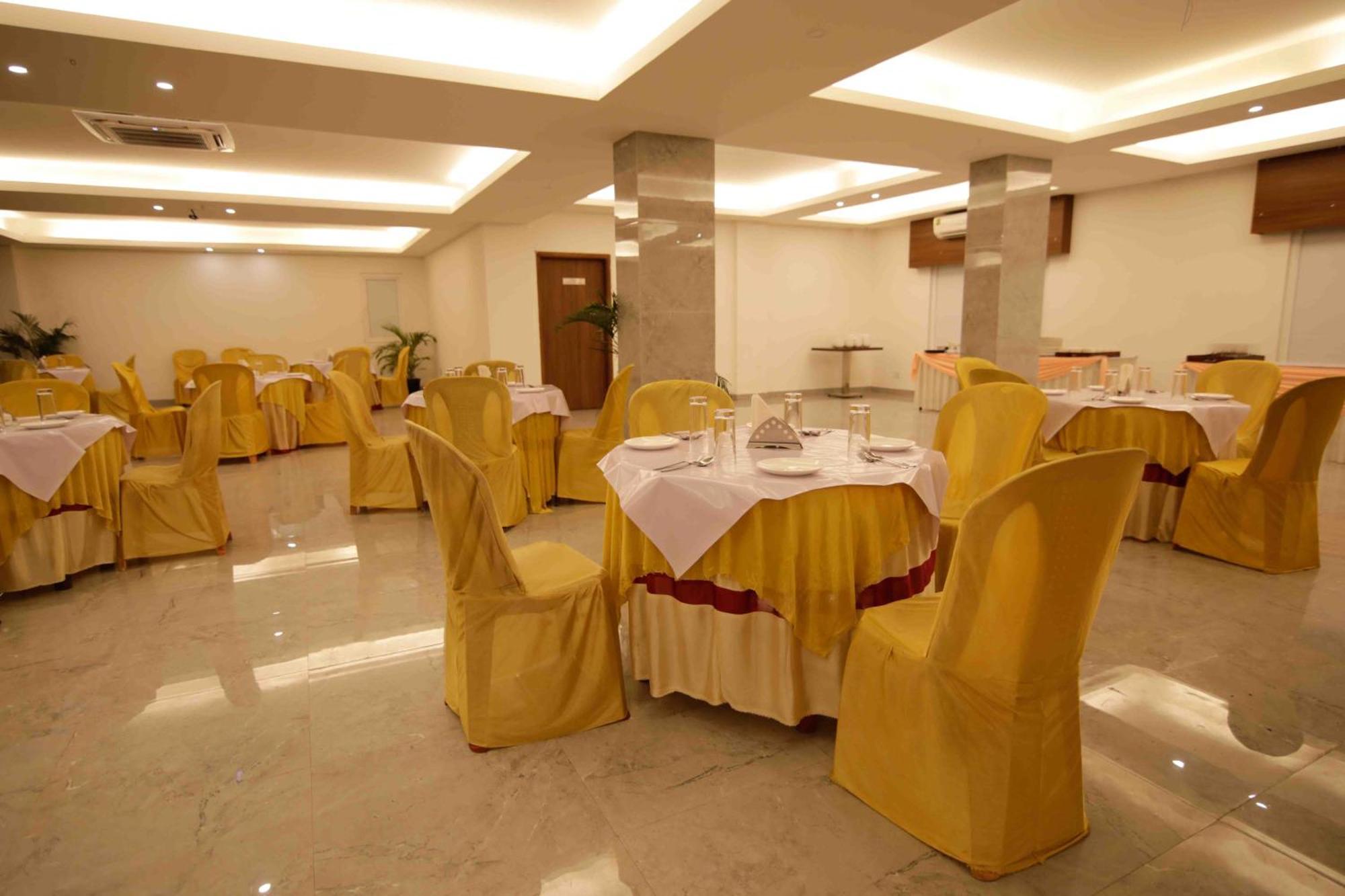 Hotel Tree Fern Dibrugarh Eksteriør bilde