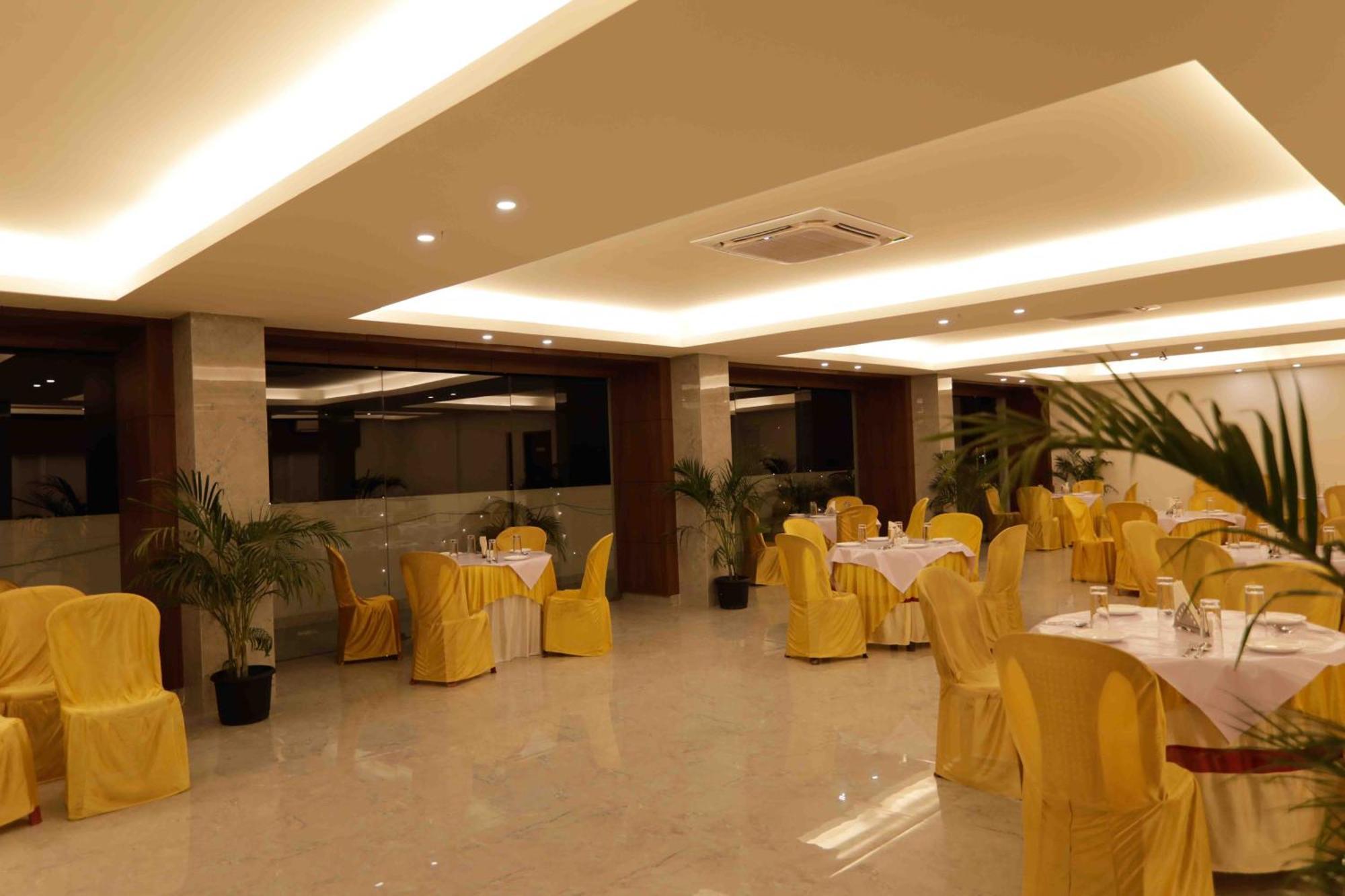 Hotel Tree Fern Dibrugarh Eksteriør bilde